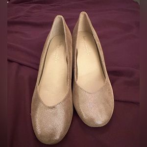 Bettye Muller Concept Block Heel Pumps in Gold. Size 9.